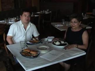 Wayne's Cafe 28 Review