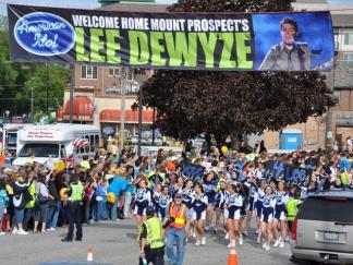Mt. Prospect Welcomes Hometown Idol