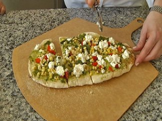 FeastTV: Pizza on the Grill