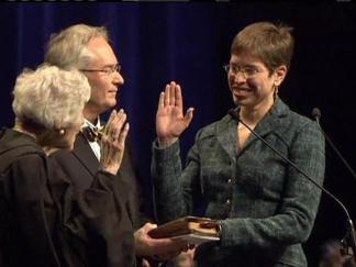 Simon Takes Oath of Office
