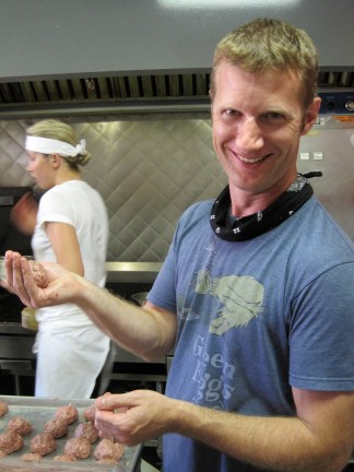 Foss Food Truck Pop-Up Restaurant