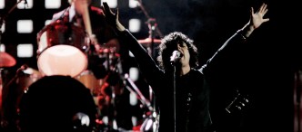 Green Day Flips Wal-Mart the Bird
