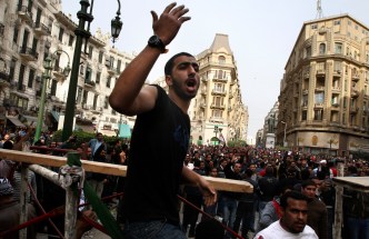 In Cairo, Al-Jazeera Finds Itself in Line of Fire