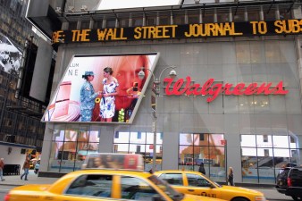 Walgreens' Q1 2012 Earnings Down 4 Percent