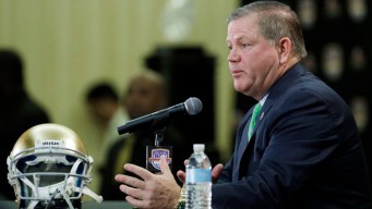 Kelly Wants Notre Dame Keeping Bar at Title Height