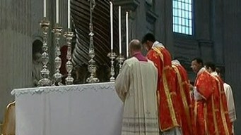 Chicago Offers Prayers As Conclave Begins