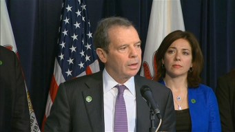 Parents of Sandy Hook Victims Join Quinn in Quest for Gun Control