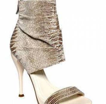 Naemi Sandals 