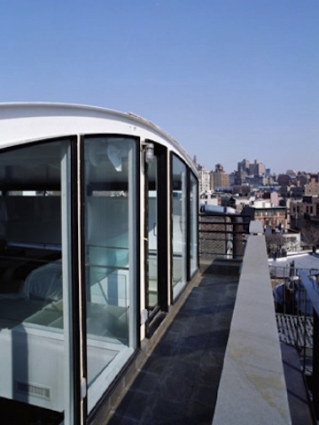 New York Architect Designs a Subway-Chic Apartment