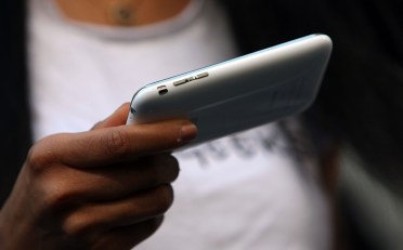 Why Do Smartphones Hate America's Bandwidth?
