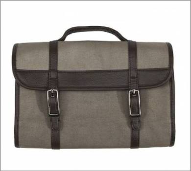 Colby Canvas Hanging Bag