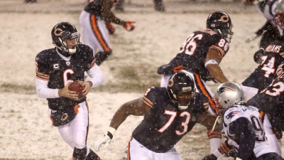 Bear Bites: Webb Has Cutler's Back
