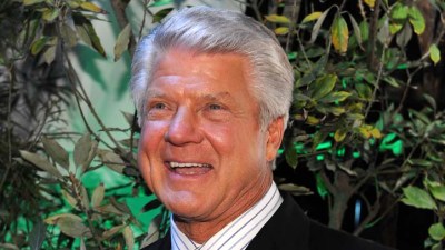 Jimmy Johnson Tweet Hurts Trestman's Trustworthiness