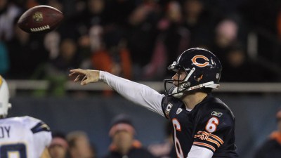 Top NFL Analyst Compliments Cutler