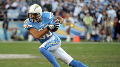 Vincent Jackson Would Fit in Well with Bears