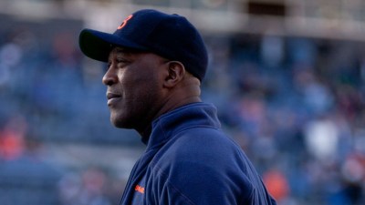 Bear Bites: Smith Honored in Texas