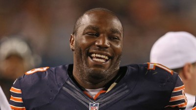 Bear Bites: Nate Collins Re-Signed