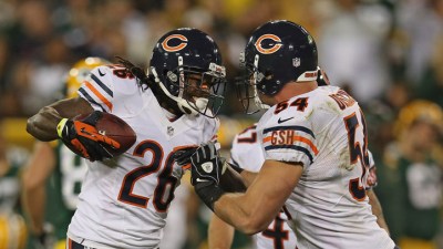 Ball Hawk Tim Jennings Beats Expectations