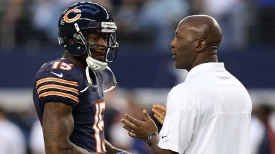 Smith, Bears Not Worried About Contract Yet