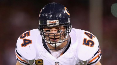 Bear Bites: Urlacher's Injury Just One of Bears' Problems