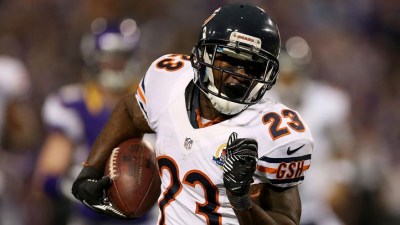 Expectations High for Bears' Hester, Podlesh 