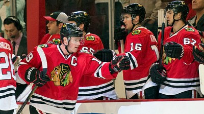Kane, Toews Life Hawks Over Flames