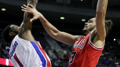 Noah's Big Night Leads Bulls Over Pistons