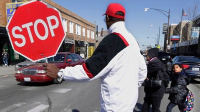 Chicago to Hire 600 for School Safe-Passage Routes