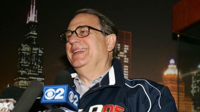 Reinsdorf Tosses His Name in the Rink