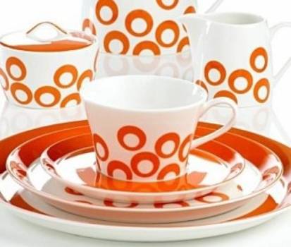 Circle Chic Orange Dinnerware Collection