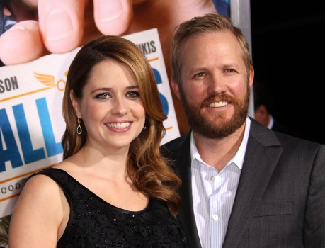 "Office" Star Jenna Fischer Goes Dark