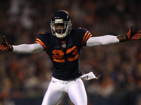 Bear Bites: Devin Hester, Cover Boy