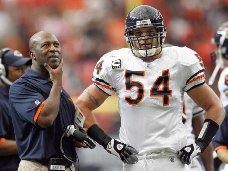 Urlacher Says Give Lovie His Money