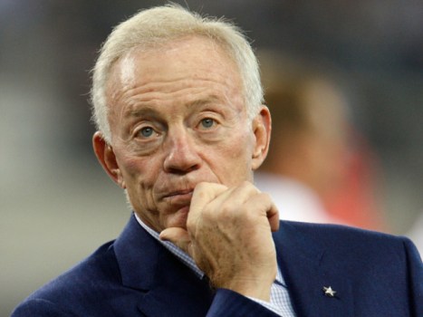 Jerry Jones' "Entourage" Cameo Shows the Man's Got Chops
