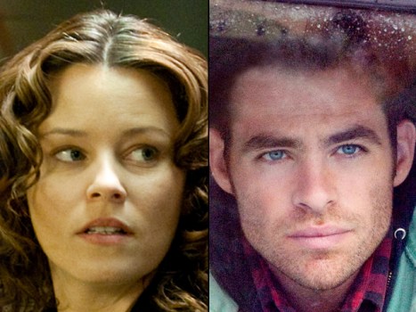 Elizabeth Banks Eying "Welcome to the People" With Chris Pine