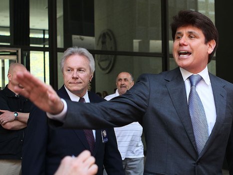 Judge Admonishes Blagojevich, Rob Stays in Trial