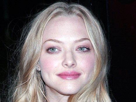 Amanda Seyfried Is "I'm.mortal"