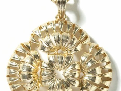 Vintage Flower Pendant 