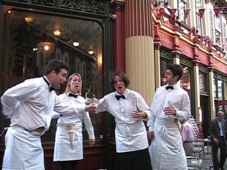 Site Seeks to Solve Bar, Wait Staffing Woes