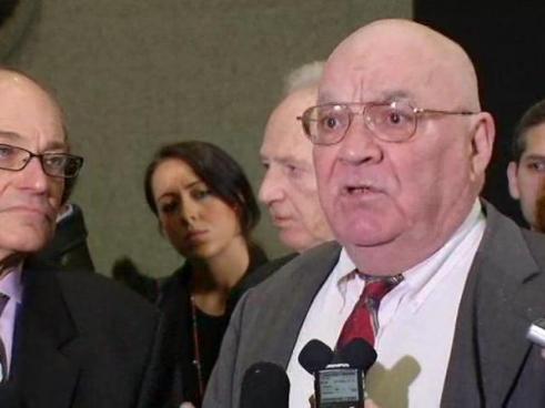 http://media.nbcbayarea.com/images/Blago_lawyers_web_4409685_640x480.jpg