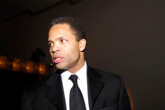 Political Consultant: JJJ "Like Watching a Disaster Unfold"