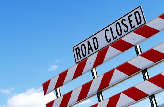 SB Edens Expressway Shut Down Due to Flooding