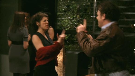 http://media.nbcbayarea.com/images/cyrusgrab_576x324.jpg