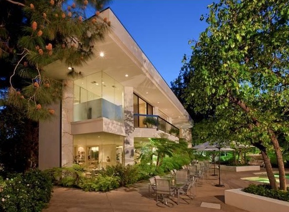 Modern Living in Beverly Hills for $14.5M