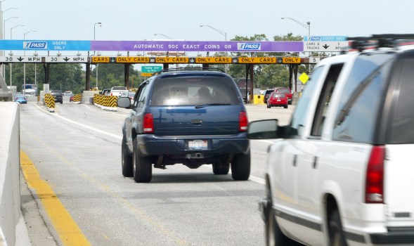 House OKs Licenses For Undocumented Immigrants