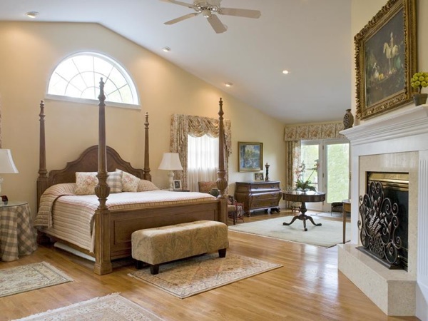 $1,645,000 for a Connecticut Country Estate