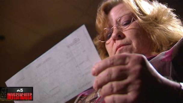 Chicago Ridge Woman Snared in Auto-Wrap Ad Scheme