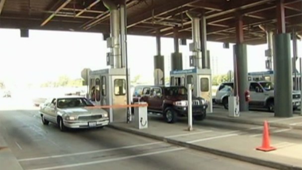Dozens of I-PASS Users Wrongly Charged