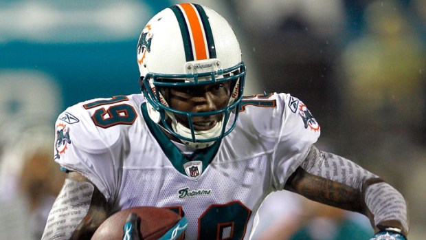 Brandon Marshall Wants to Mentor His Teammates