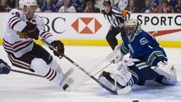 Calling All Cars: Hawks 3, Canucks 4